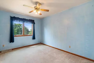 22302  Church Rd, Racine, WI 53139 - Photo 38