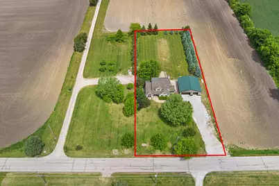 22302  Church Rd, Racine, WI 53139 - Photo 4