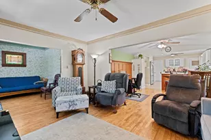 178 W Saveland Ave, Milwaukee, WI 53207 - Photo 8