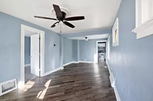 2148 S 91st St, West Allis, WI 53227 - Photo 14