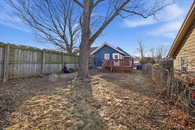 2148 S 91st St, West Allis, WI 53227 - Photo 24