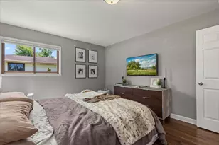 225 N 166th St, Brookfield, WI 53005 - Photo 20
