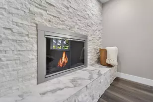 250 W Suburban Ct, Fox Point, WI 53217 - Photo 8