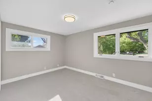 250 W Suburban Ct, Fox Point, WI 53217 - Photo 20