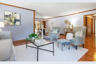 115 W Green Tree Rd, Glendale, WI 53217 - Photo 8