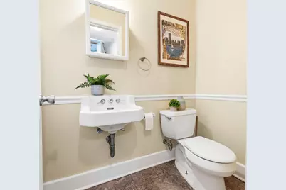 115 W Green Tree Rd, Glendale, WI 53217 - Photo 34