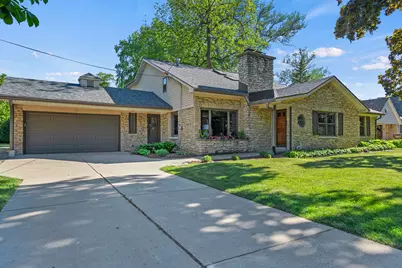 115 W Green Tree Rd, Glendale, WI 53217 - Photo 2