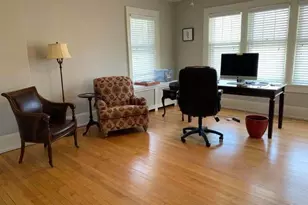 2907 E Hampshire Ave, Milwaukee, WI 53211 - Photo 12