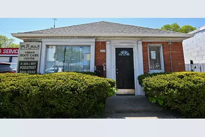 3915 W Capitol Dr, Milwaukee, WI 53216 - Photo 2