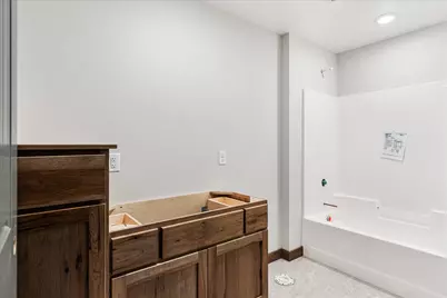 414 N Washington St, Viola, WI 54664 - Photo 8