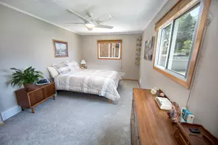 2419 S 81st St, West Allis, WI 53219 - Photo 14