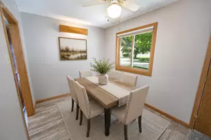 2419 S 81st St, West Allis, WI 53219 - Photo 10