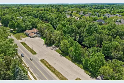 5009  Columbia Rd, Cedarburg, WI 53012 - Photo 4