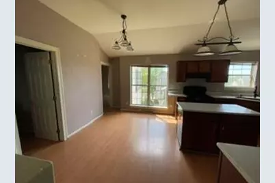 118  Manchester Dr, Waukesha, WI 53188 - Photo 10