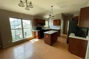 118 Manchester Dr, Waukesha, WI 53188 - Photo 16