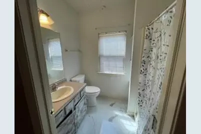 118  Manchester Dr, Waukesha, WI 53188 - Photo 14