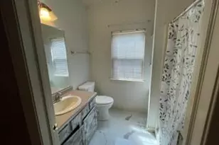 118 Manchester Dr, Waukesha, WI 53188 - Photo 14