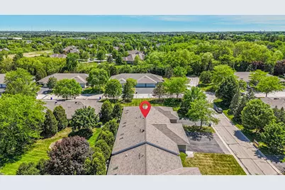 11014  Mequon Square Dr, Mequon, WI 53092 - Photo 44