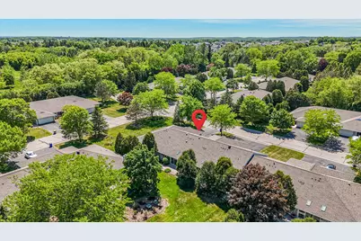 11014  Mequon Square Dr, Mequon, WI 53092 - Photo 40