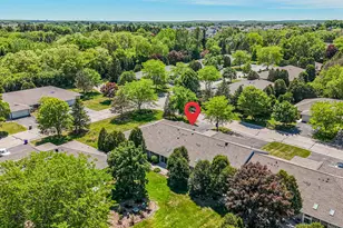 11014 Mequon Square Dr, Mequon, WI 53092 - Photo 40