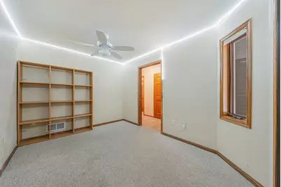 11014  Mequon Square Dr, Mequon, WI 53092 - Photo 24