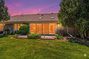 11014 Mequon Square Dr, Mequon, WI 53092 - Photo 2