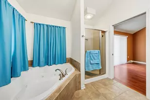 11034 W Bradley Rd, Milwaukee, WI 53224 - Photo 8
