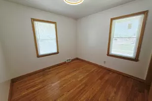 4974 N 91st St, Milwaukee, WI 53225 - Photo 20