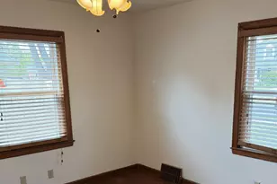 1225 Lombard Ave, Racine, WI 53402 - Photo 6