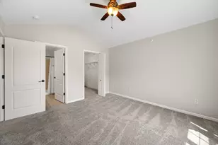 9301 Cobblestone Way, Franklin, WI 53132 - Photo 14