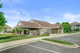 9301 Cobblestone Way, Franklin, WI 53132 - Photo 32