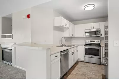 9301  Cobblestone Way #H, Franklin, WI 53132 - Photo 8
