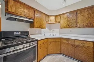 4134 W Fountain Ave, Brown Deer, WI 53209 - Photo 12