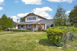 8 Steeplechase Dr, Racine, WI 53402 - Photo 32