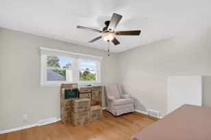8 Steeplechase Dr, Racine, WI 53402 - Photo 22