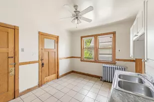 117 W Concordia Ave, Milwaukee, WI 53212 - Photo 10