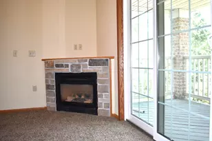803 Cheyenne Ave, Grafton, WI 53024 - Photo 10