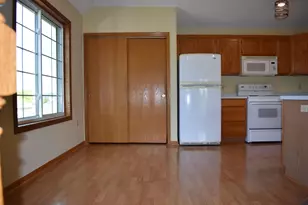 803 Cheyenne Ave, Grafton, WI 53024 - Photo 12