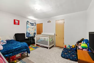1269  Garland St, Allouez, WI 54301 - Photo 12