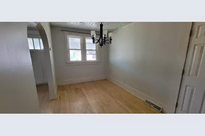 5817 W Vliet St #5819, Milwaukee, WI 53208 - Photo 4