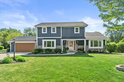 9574 S Fairway Cir, Franklin, WI 53132 - Photo 1