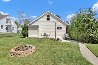 721 W Larabee St, Port Washington, WI 53074 - Photo 22