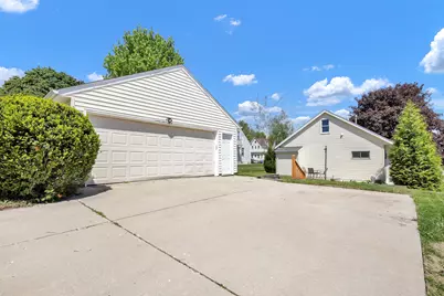 721 W Larabee St, Port Washington, WI 53074 - Photo 18