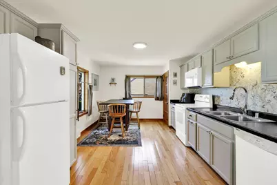 721 W Larabee St, Port Washington, WI 53074 - Photo 6