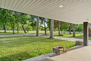 8570 W Lancaster Ave, Milwaukee, WI 53225 - Photo 6