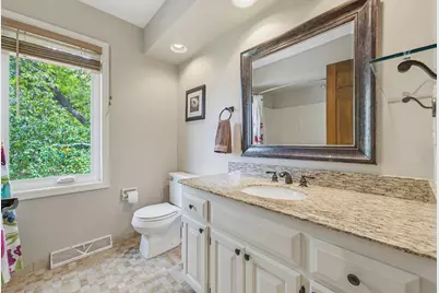 112 N Meadowside Ct, Summit, WI 53066 - Photo 22