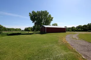 S106W17518 Muskego Dam Dr, Muskego, WI 53150 - Photo 16