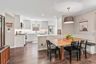 1943 River Park Ct, Wauwatosa, WI 53226 - Photo 8