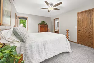 W233N7065 Blacksmith Ct, Sussex, WI 53089 - Photo 16