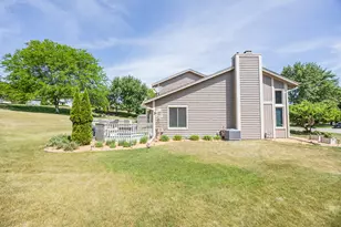 W233N7065 Blacksmith Ct, Sussex, WI 53089 - Photo 36